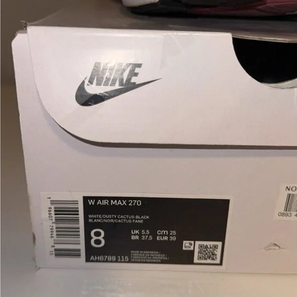 Nike Women's Blush Air Max 270 Sneakers - Picture 7 of 7